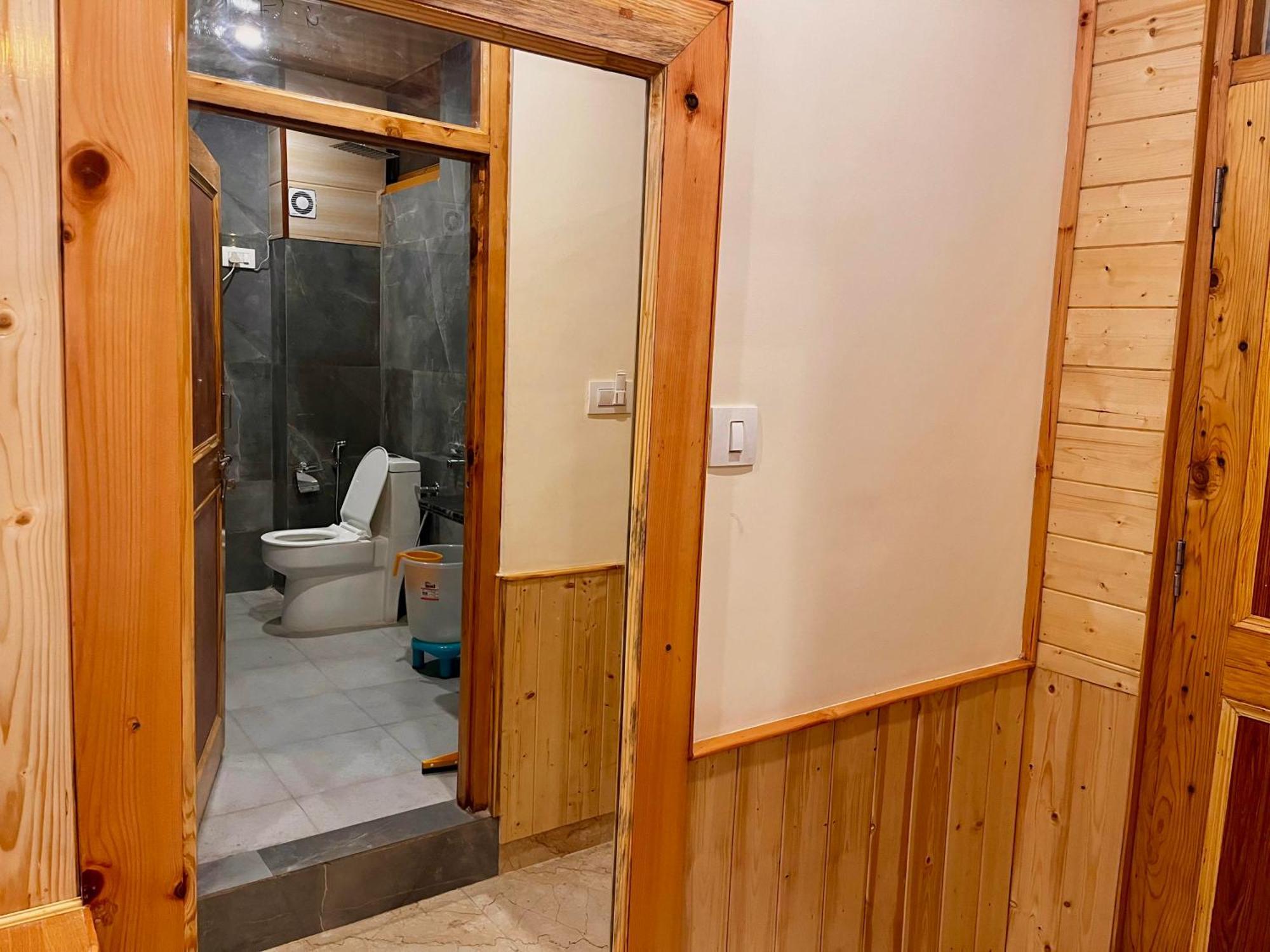 Hotel Mid Orchard Kasol L River Side -Pure Veg Hotel Ngoại thất bức ảnh