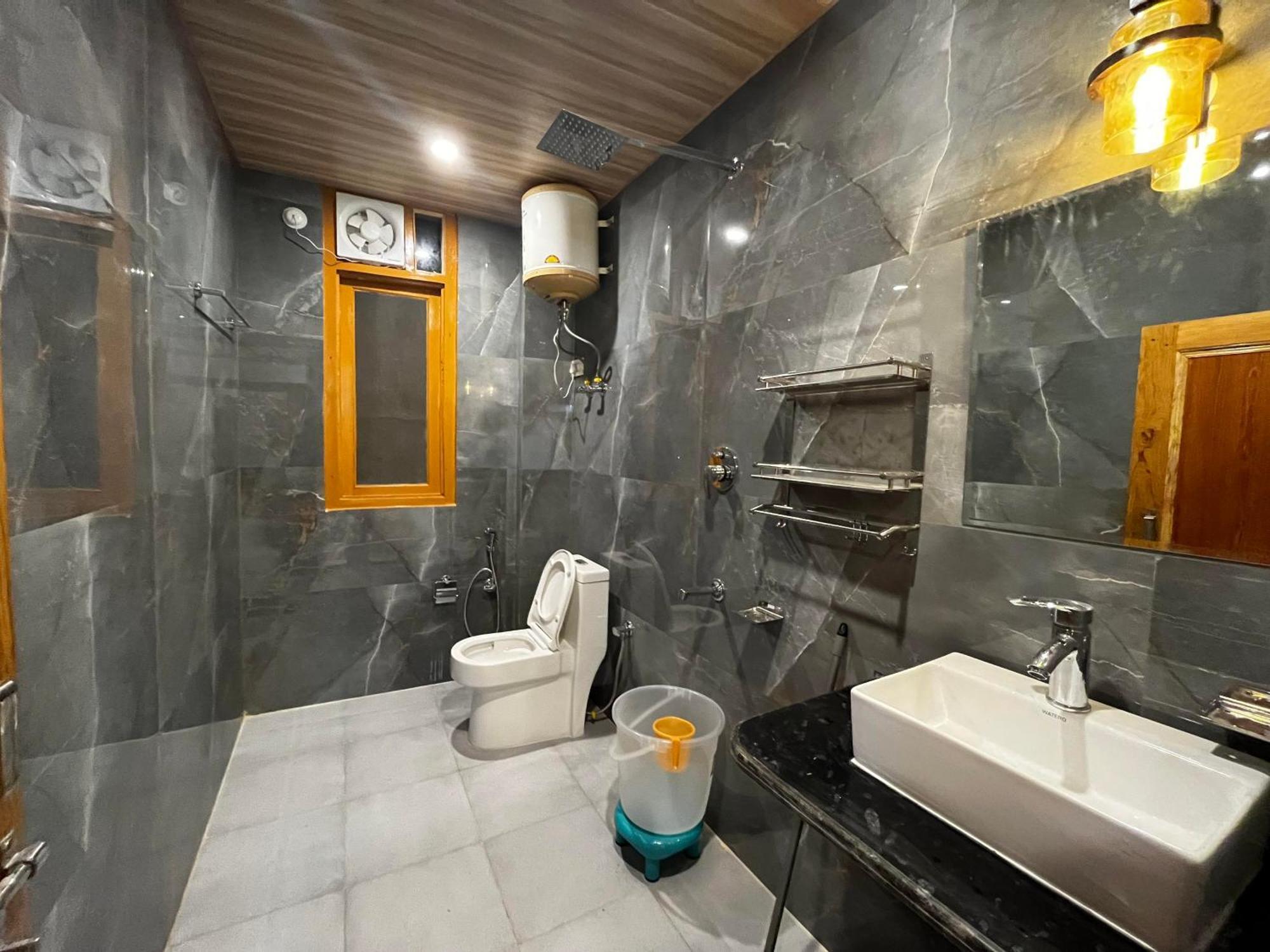 Hotel Mid Orchard Kasol L River Side -Pure Veg Hotel Ngoại thất bức ảnh